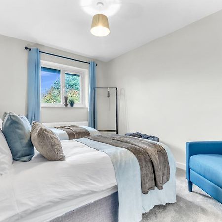 Mk 2-Bedroom Contractor'S Gem, 5 Beds, Sleeps 6, Free Parking ミルトン・ケインズ エクステリア 写真
