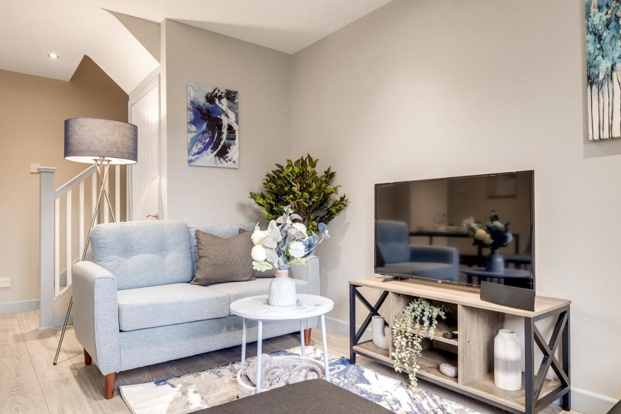 Mk 2-Bedroom Contractor'S Gem, 5 Beds, Sleeps 6, Free Parking ミルトン・ケインズ エクステリア 写真