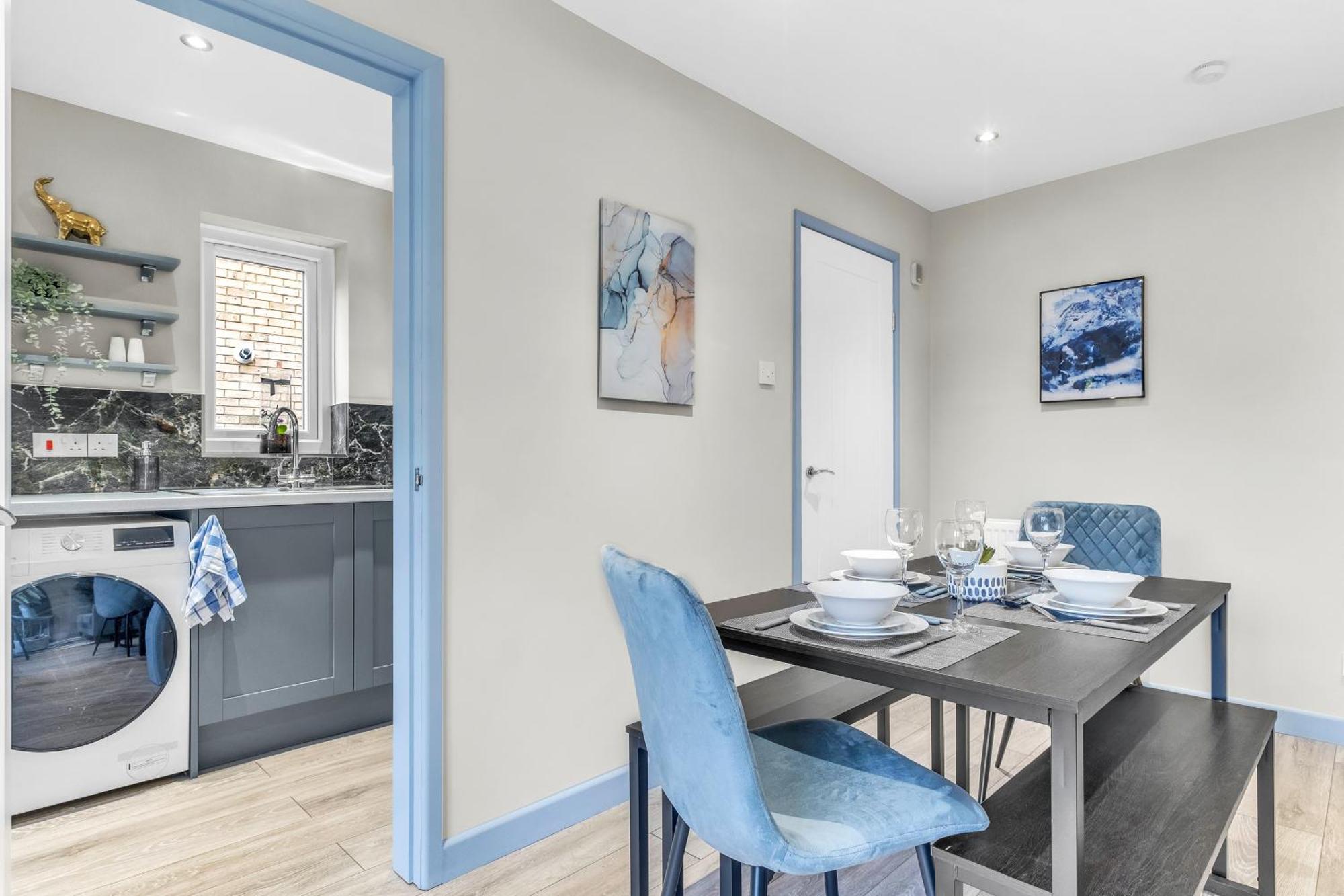 Mk 2-Bedroom Contractor'S Gem, 5 Beds, Sleeps 6, Free Parking ミルトン・ケインズ エクステリア 写真