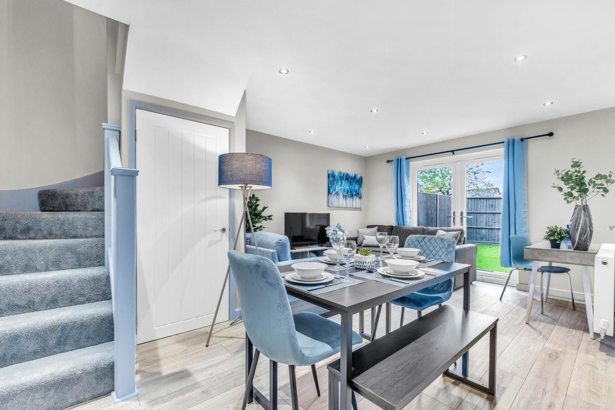 Mk 2-Bedroom Contractor'S Gem, 5 Beds, Sleeps 6, Free Parking ミルトン・ケインズ エクステリア 写真